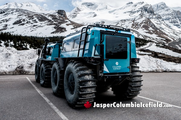 Start of the Columbia Icefield Fat Truck Ice Odyssey